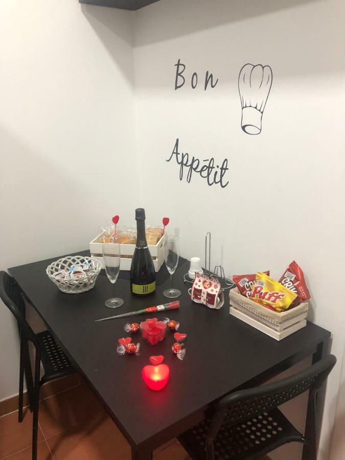 Simpa Apartment Neapol Zewnętrze zdjęcie